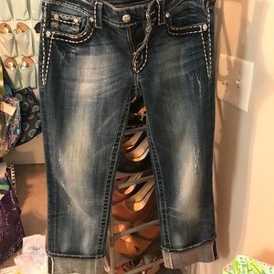 Miss Me cropped jean
